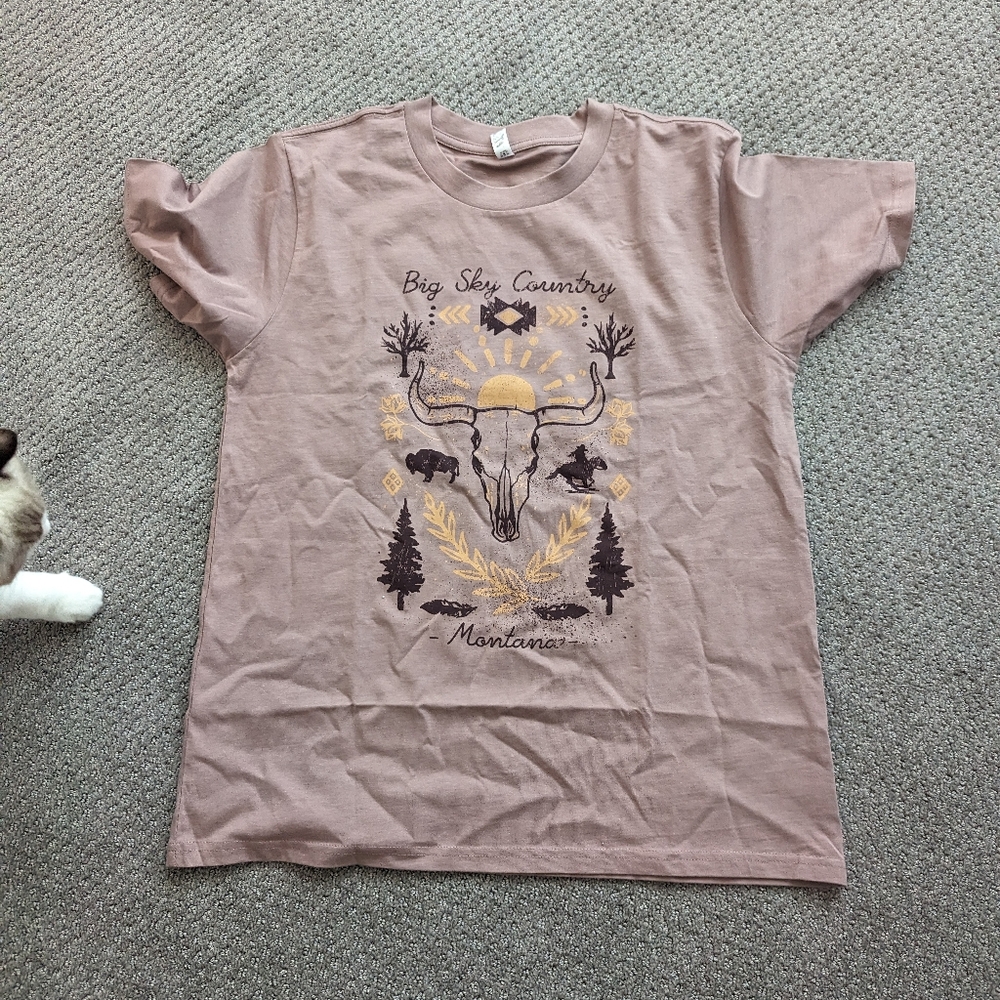 Big Sky Country graphic tee